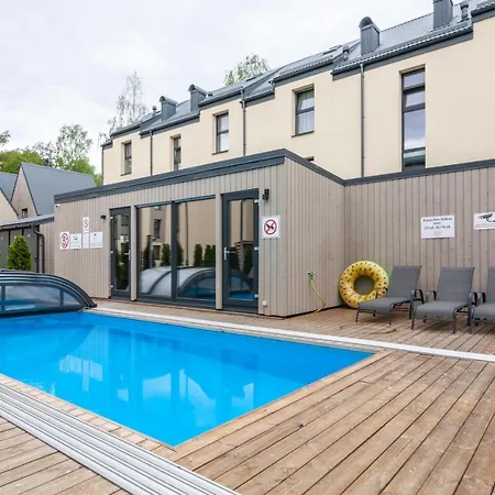 Vinewood Apartment, By Cohost