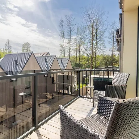 Vinewood Apartment, By Cohost Паланга