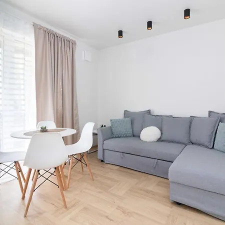 Апартаменты Vinewood Apartment, By Cohost