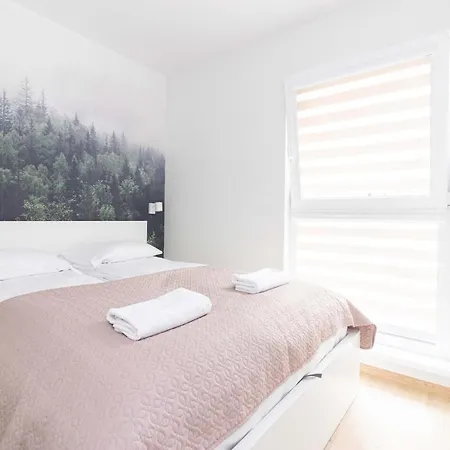 Апартаменты Vinewood Apartment, By Cohost