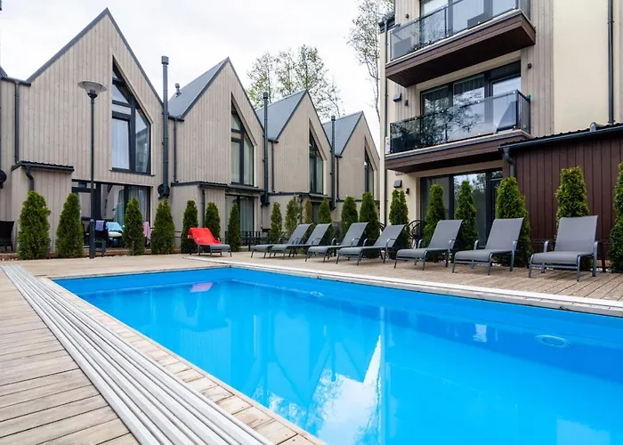 Vinewood Apartment, By Cohost