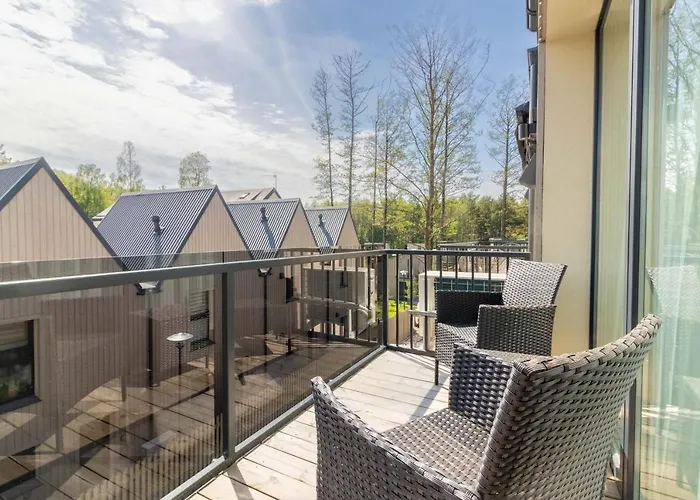 Vinewood Apartment, By Cohost Palanga