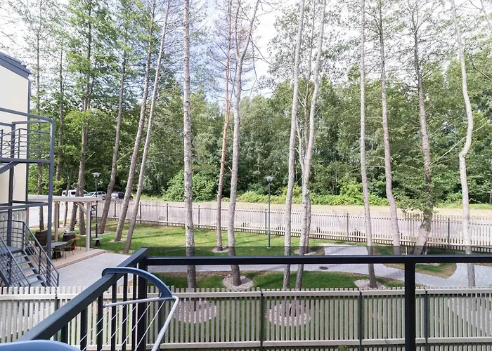 Vinewood Apartment, By Cohost